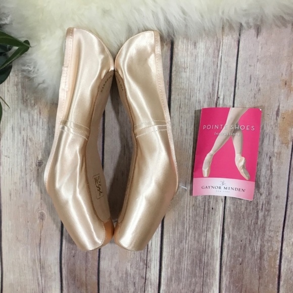 LAST PAIR! USA Made *NEW* in Bag: Gaynor Minden Pointe Shoes - Picture 1 of 9